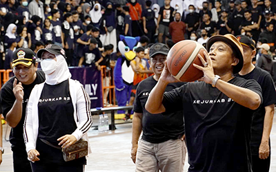 Buka Kejurkab Basket, Safin Dorong Putra Daerah Jadi Atlet Profesional